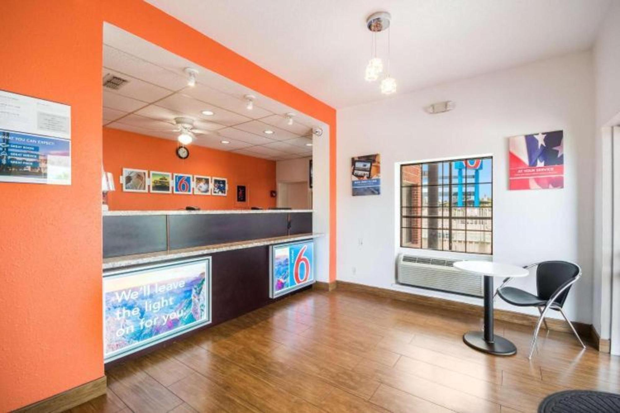 Studio 6 Houston Tx Brookhollow Extérieur photo